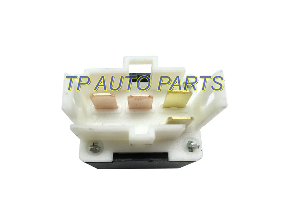 Fuel Pump Relay For Maz-da 323 OEM B5B4-18-821L1 B5B4-18-821 B5B418821L1 B5B418821