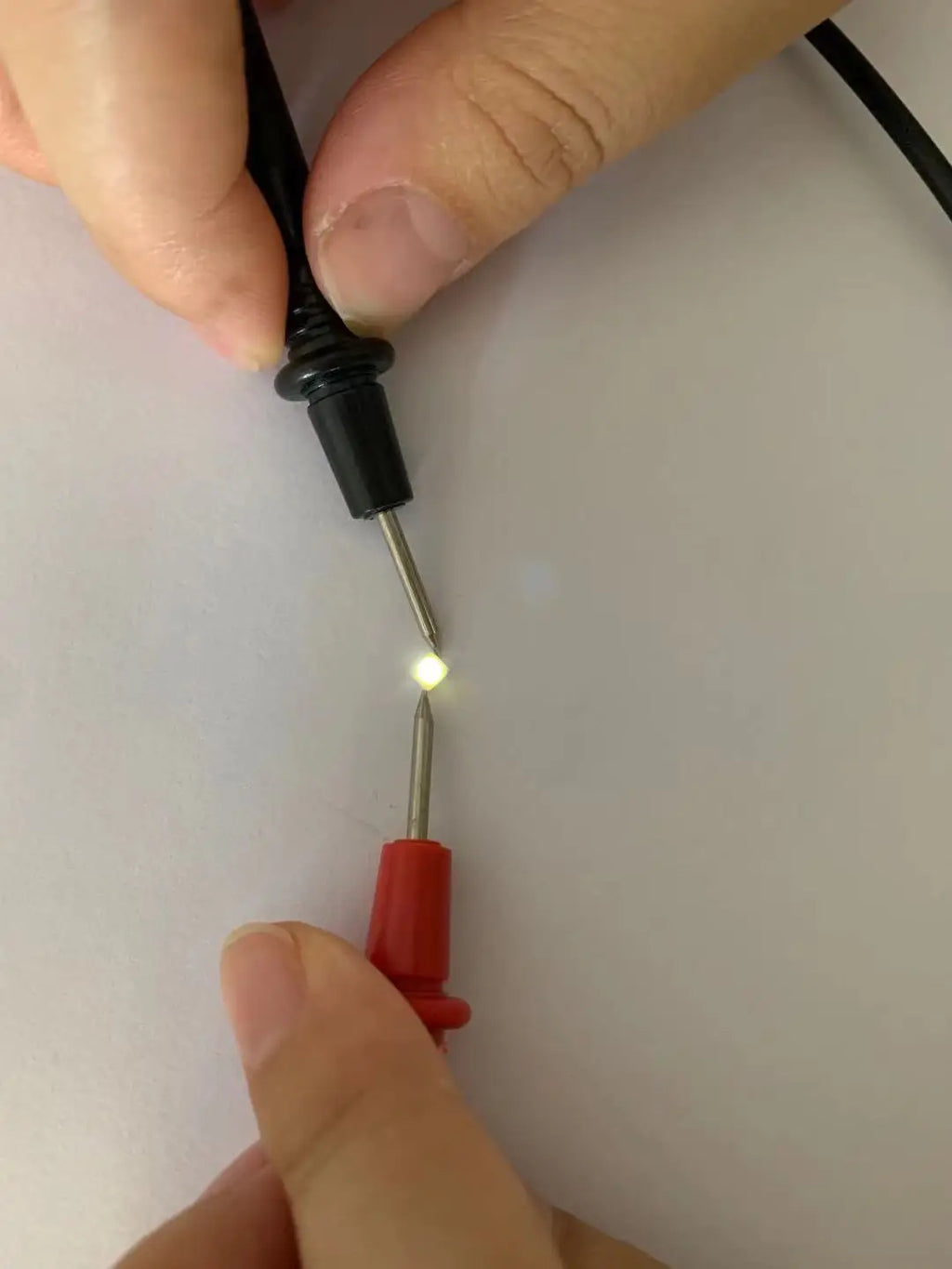 10PCS LUW E6SG LUWE6SG 3528 WHITE LED ( 7000K ) PLCC-4 30mA 3.3V 2100mcd SMD LED Common Cathode