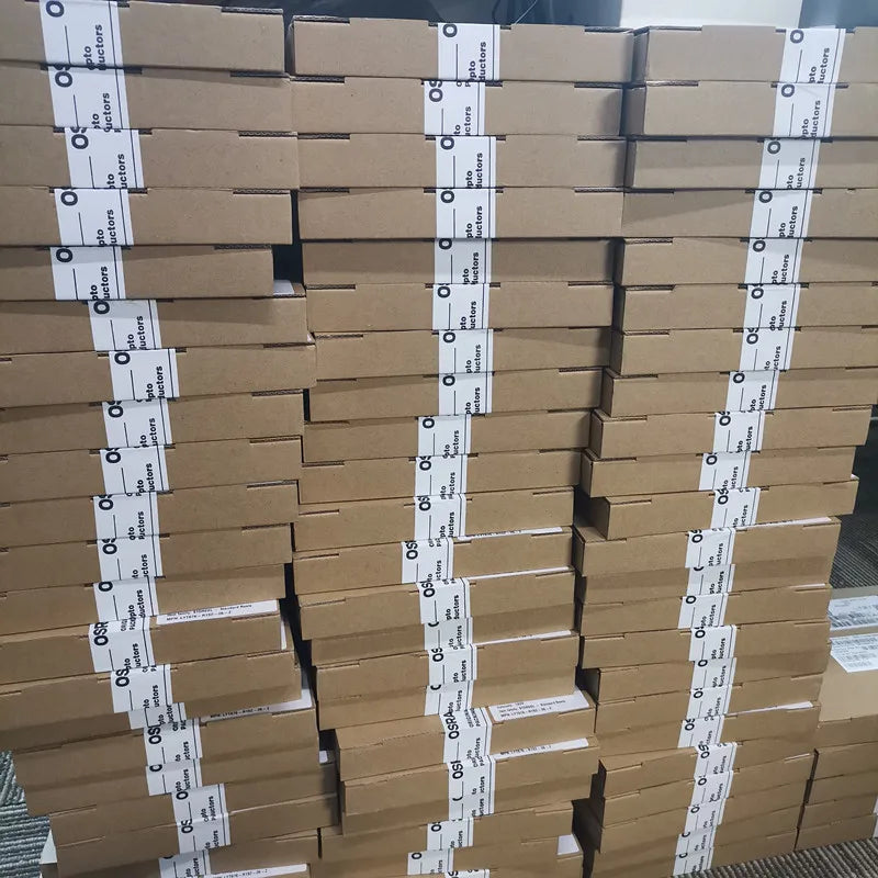 50PCS LY E65B  LYE65B 3528 YELLOW SMD LED with Lens Common Anode 50mA 2.2V 580-595NM ( LYE65B-BACA-26-1 )