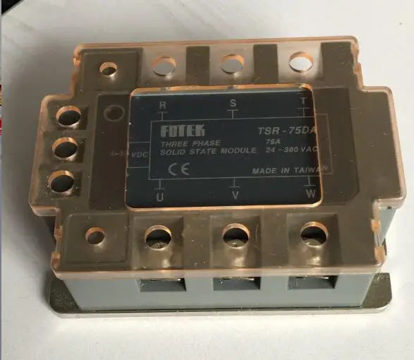 TSR-10DA TSR-25DA TSR-40DA TSR-60DA TSR-75DA TSR-80DA TSR-100DA Three-phase solid state relay 4-32V DC load 24-380V AC