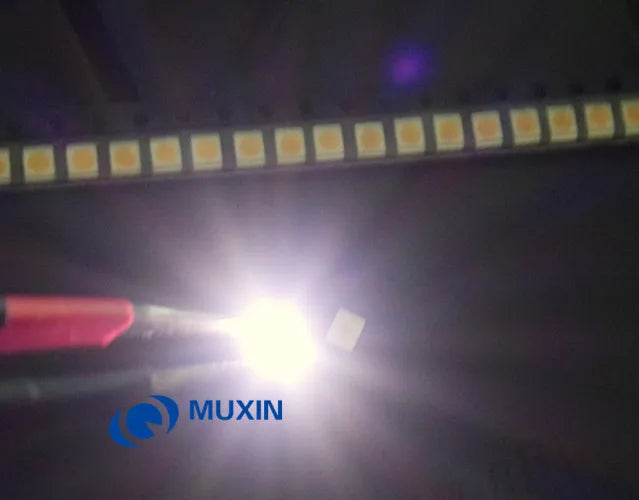 100PCS/Lot SEOUL 3528 2835 SMD LED Beads 1W 3V Cold White 100LM For TV/LCD Backlight SBWVT120E