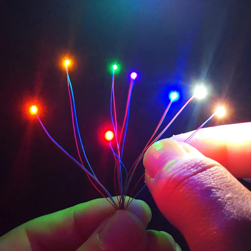 0.1mm Wired Chip Led SMD 0201/0402 3V Led Lamp Models Train Pre-soldered Micro Litz