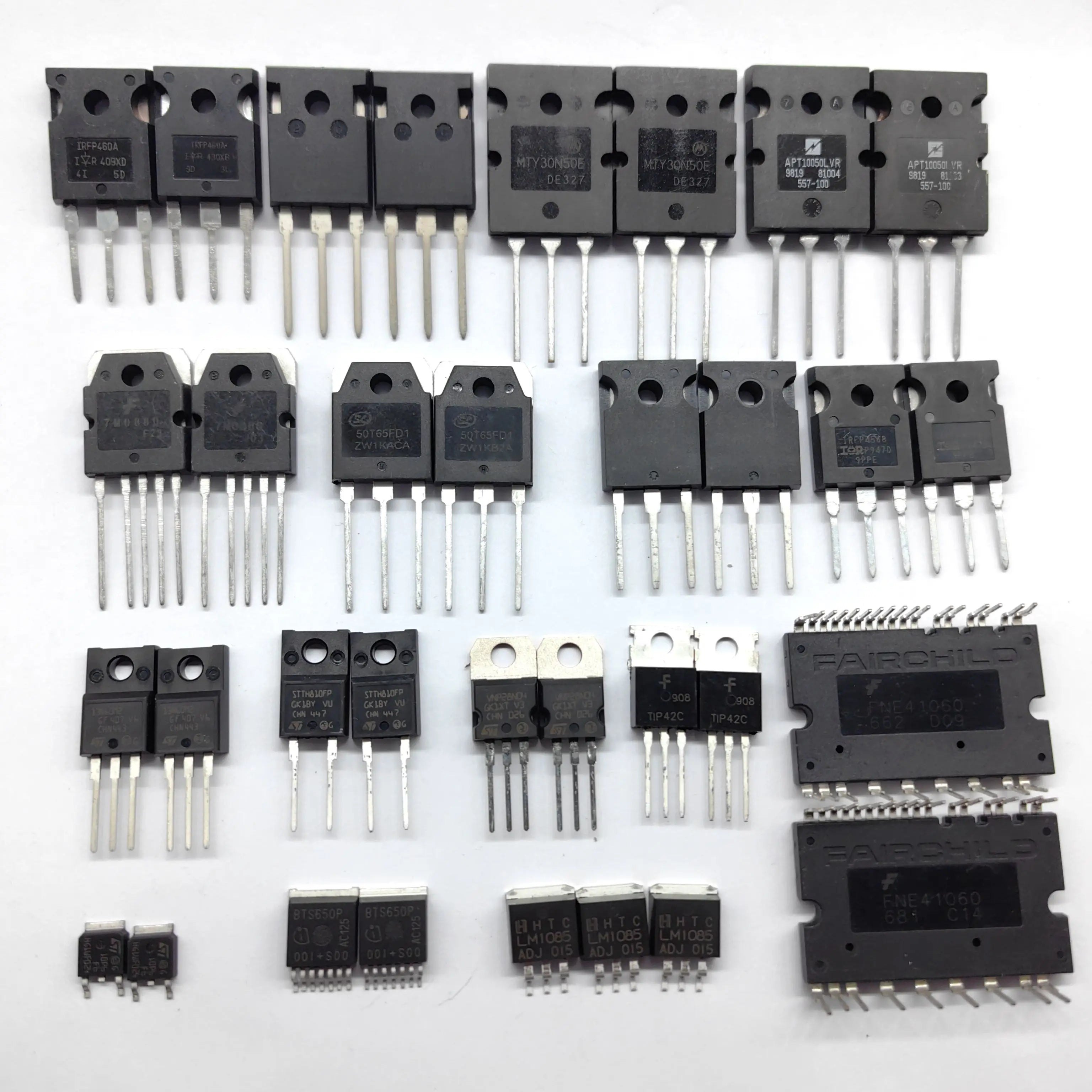 10~30PCS  IRFB52N15D IRFB52N15 FB52N15D IRFB 52N15D 25N15 TO-220 51A 150V MOSFET