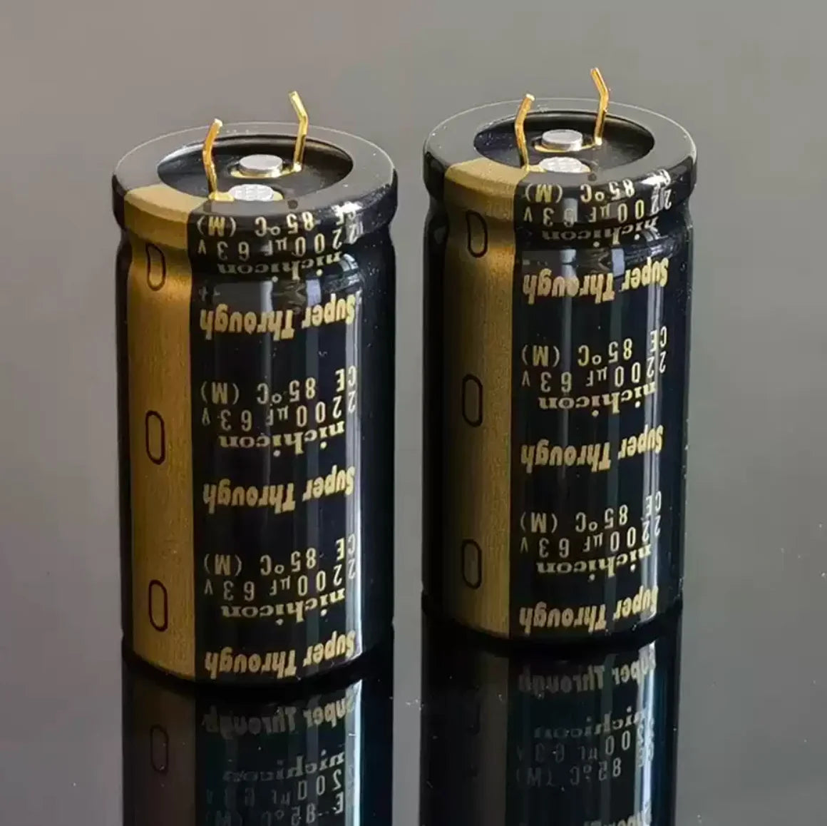 2PCS nichicon LKG TYPE-III 680UF 1000UF 2200UF 25V 35V 50V 63V 100V Super Through Audio Capacitor HI-FI KG free shipping