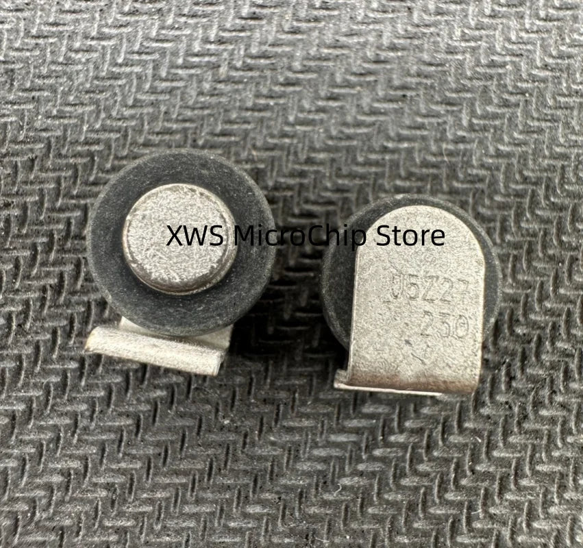 5PCS - 10PCS  ADS1015IDGSR  ADS1015  BRPI  BRP1  ADS1115IDGSR  ADS1115  BOGI  B0G1 ADS1118IDGSR  ADS1118  BBEI  BBE1  VSSOP-10