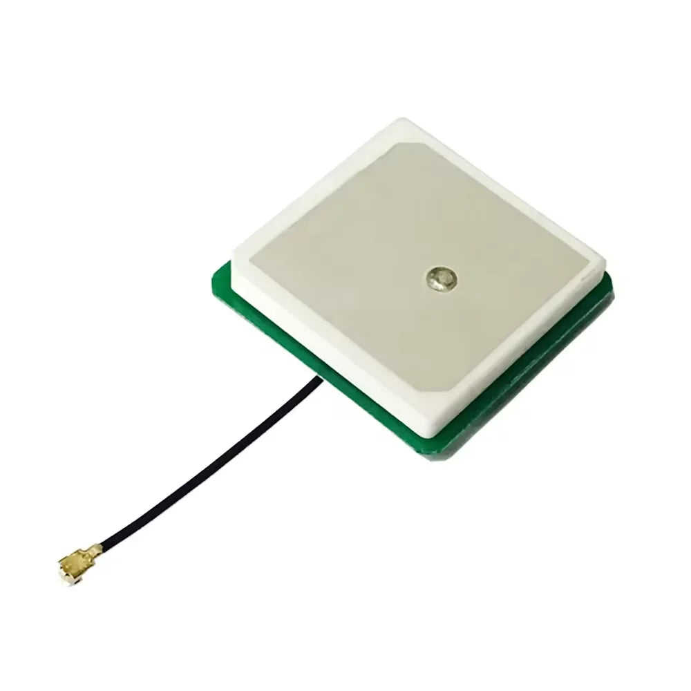 GPS/Beidou/GLONASS built-in active antenna 35x35x8mm high gain tri band M8N dedicated