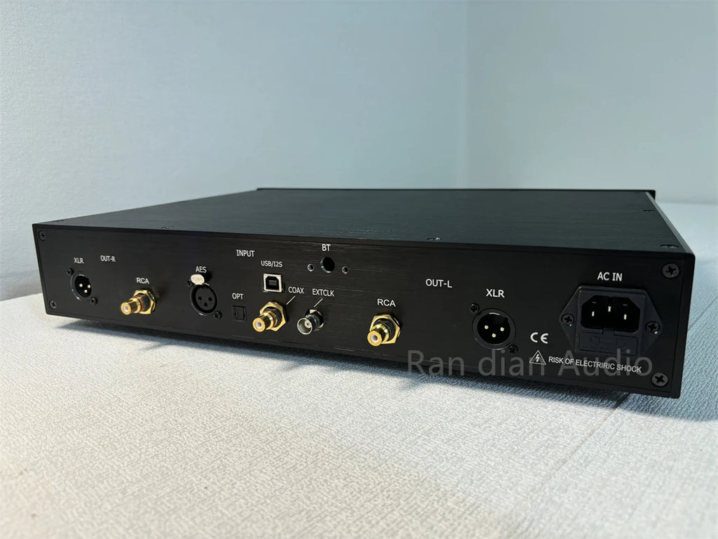 Balanced Version TDA1541 DAC Decoders,SAA7220PC+CS8412,Support External Clocks,11.2896MHz&12.288MHz,AES+USB+Coaxial,Fiber optic