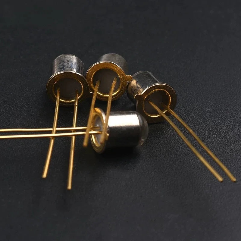 2PCS 3DU5C Phototransistor Transistor Silicon Phototransistor Transistor Metal Package 2-pin NPN