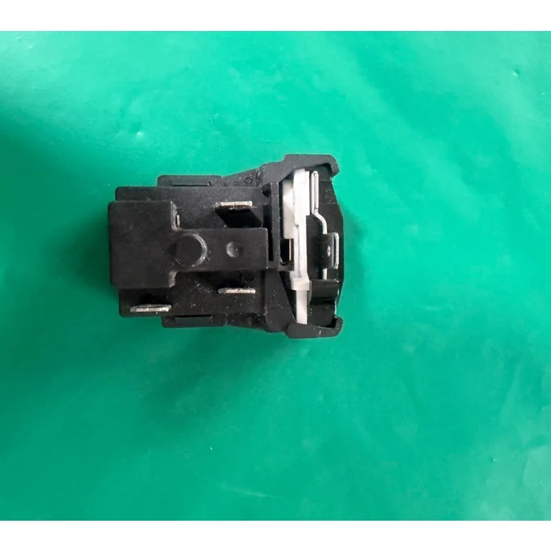 1Pcs For Refrigerator Starter QPE2-B15MD3 Compressor Capacitor PTC Overload Protector