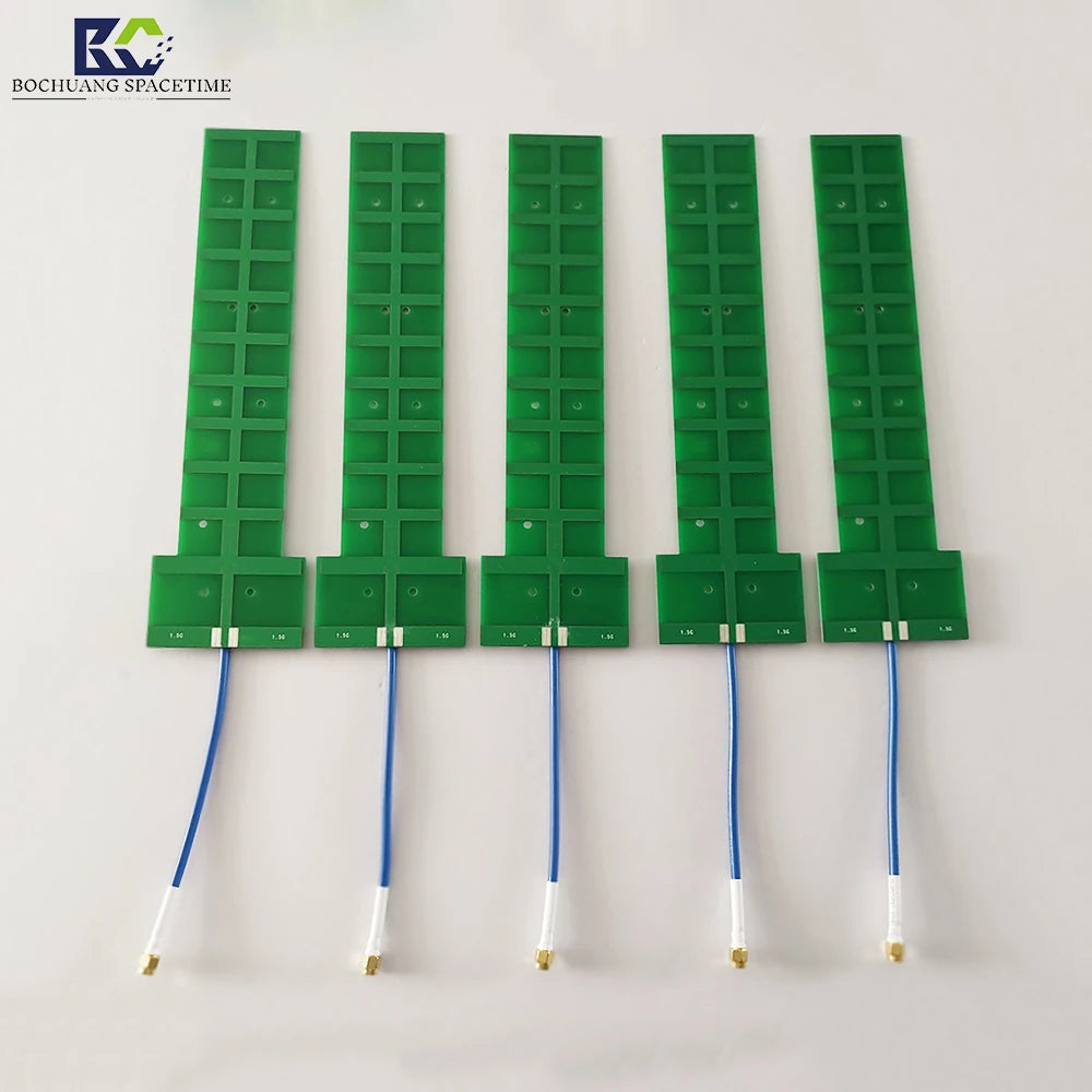 1.5GHz high-frequency 15 degree directional transmitting and receiving antenna 1550-1620MHz UAV defense PCB antenna