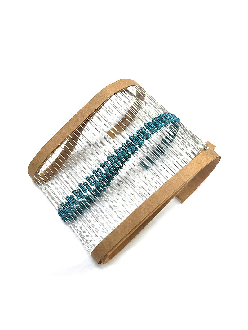 100pcs 1/4W Metal Film Resistor 1 1.2 1.5 10 12 15 11 13 16 20 22 33 47 51 56 62 75 82 91 100 120 150 220 330 R K Ohm M 0.125W