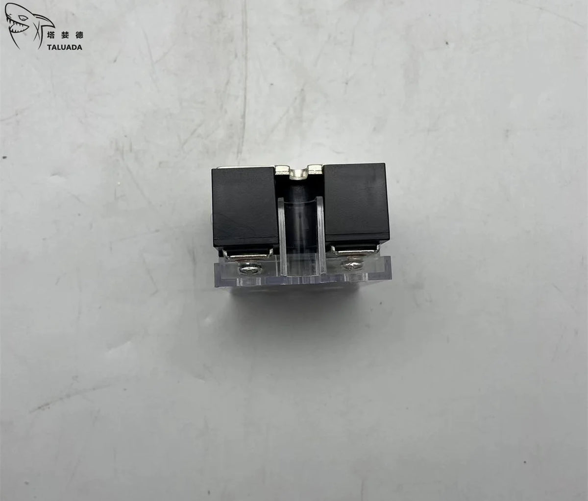D2440DE-10 D2490-10 D2475-10 D2450-10 For Dual Solid State Relay SSR 17-32VDC Input 280VAC 40A Random Replace Crydom
