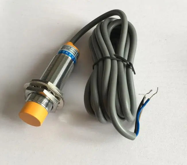 M18 capacitive proximity sensor LJC18A3-B-Z/AX BX LJC18A3-B-Z/AY BY LJC18A3-B-J/EZ DZ DC6-36V 3 wires NPN NC 8mm distance