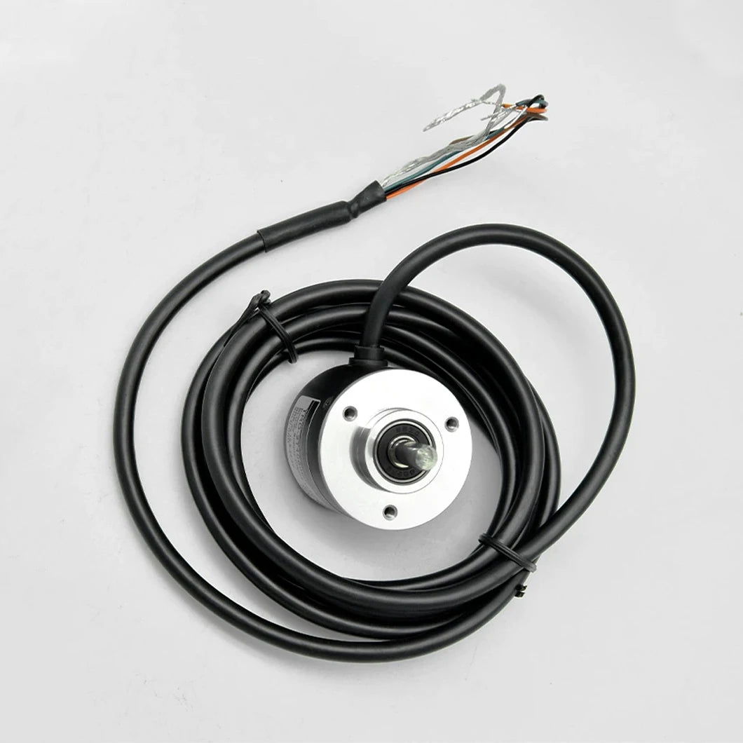 TRD-2TAF/BF/V/V1/VH Solid Shaft Incremental Encoder 100~10000 PPR Customized Rotary Encoder for PLC Control System Application