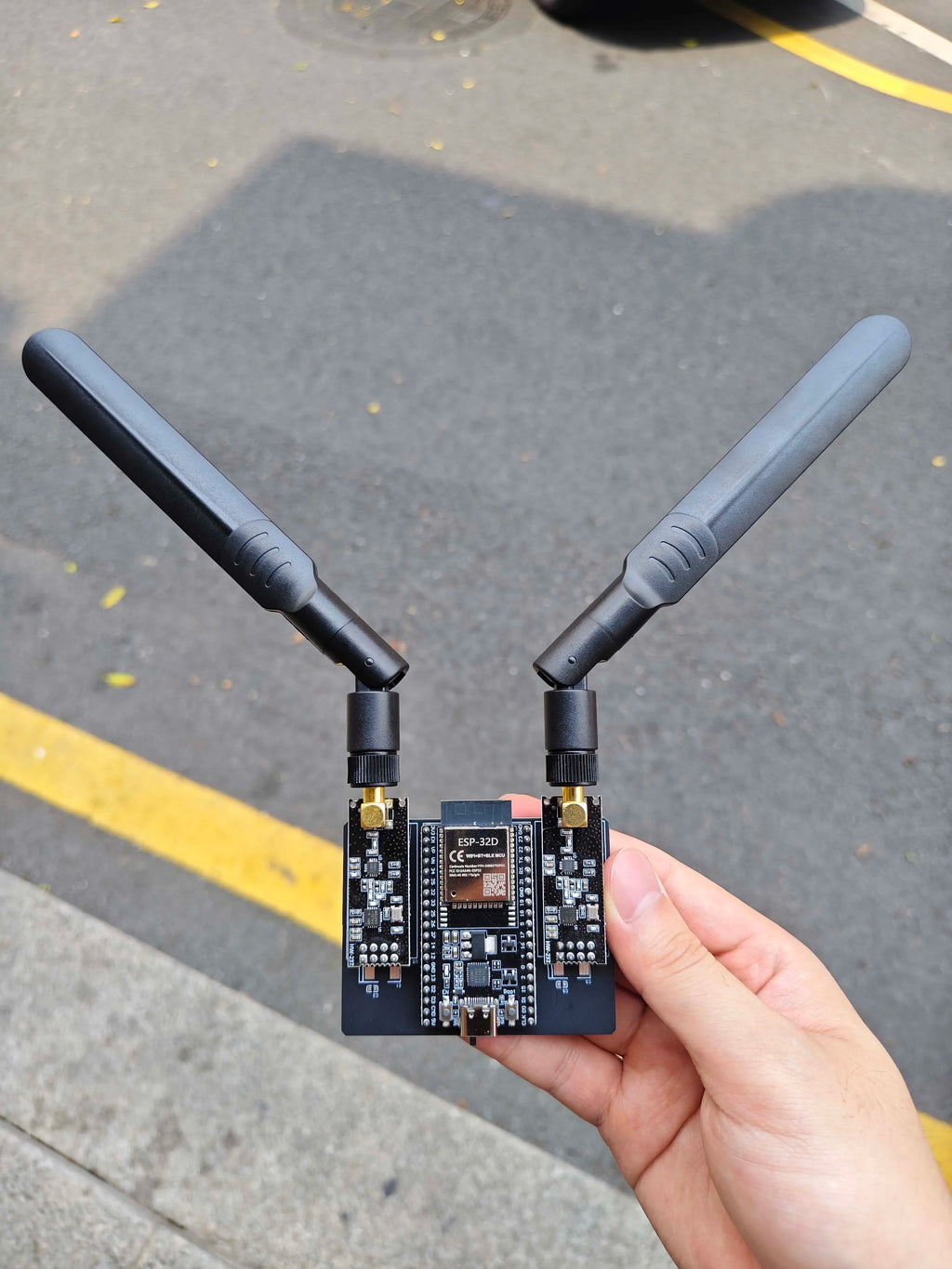 New ESP32 Development DevKitC + NRF24L01 PA LNA 2.4GHz Module Supports Bluetooth And Equipped With High-Gain Antennas for IoT