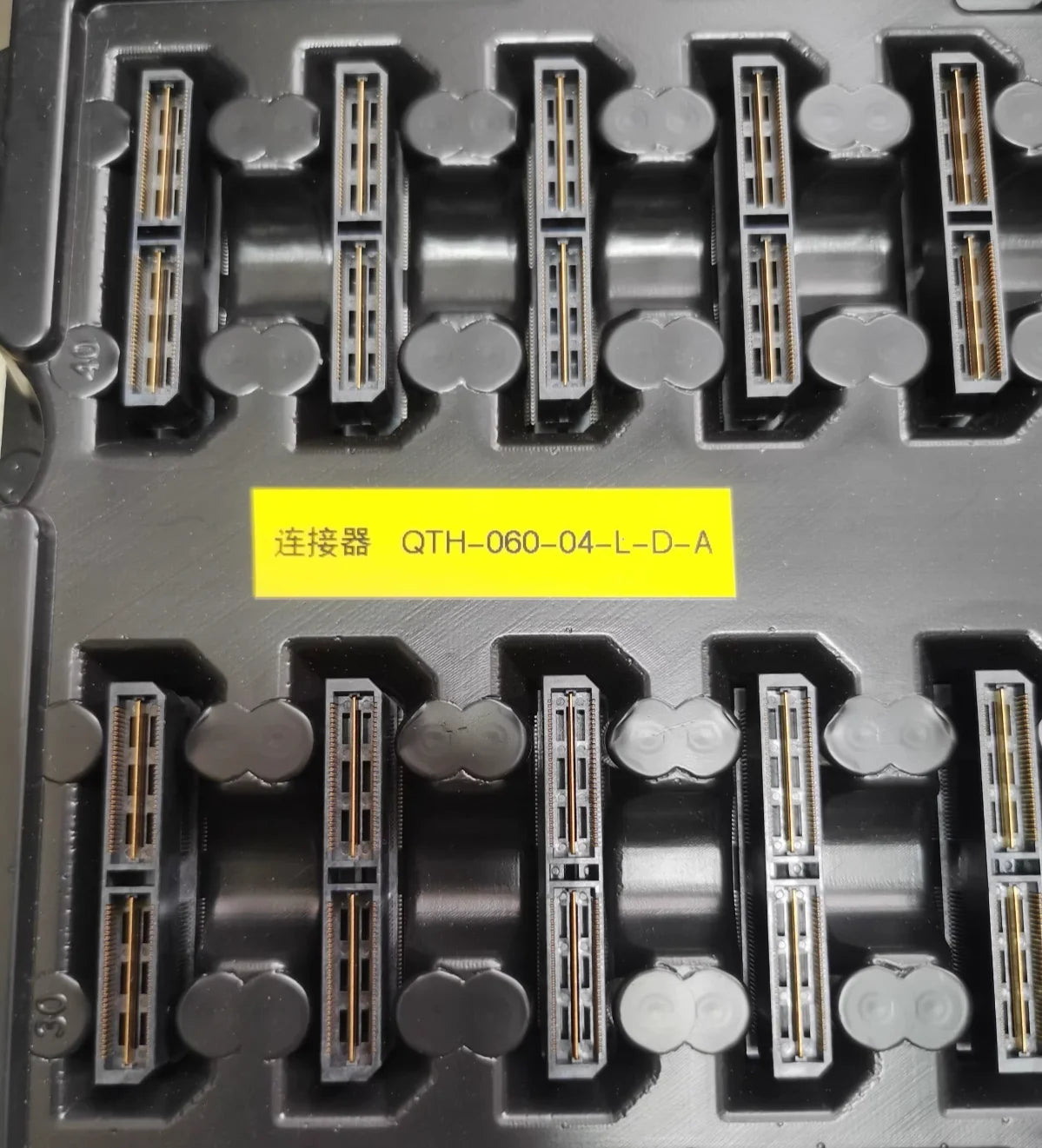 Samtec Genuine QTH-060-04-L-D-A connector, board-to-board, 120-pin, pitch 0.5mm