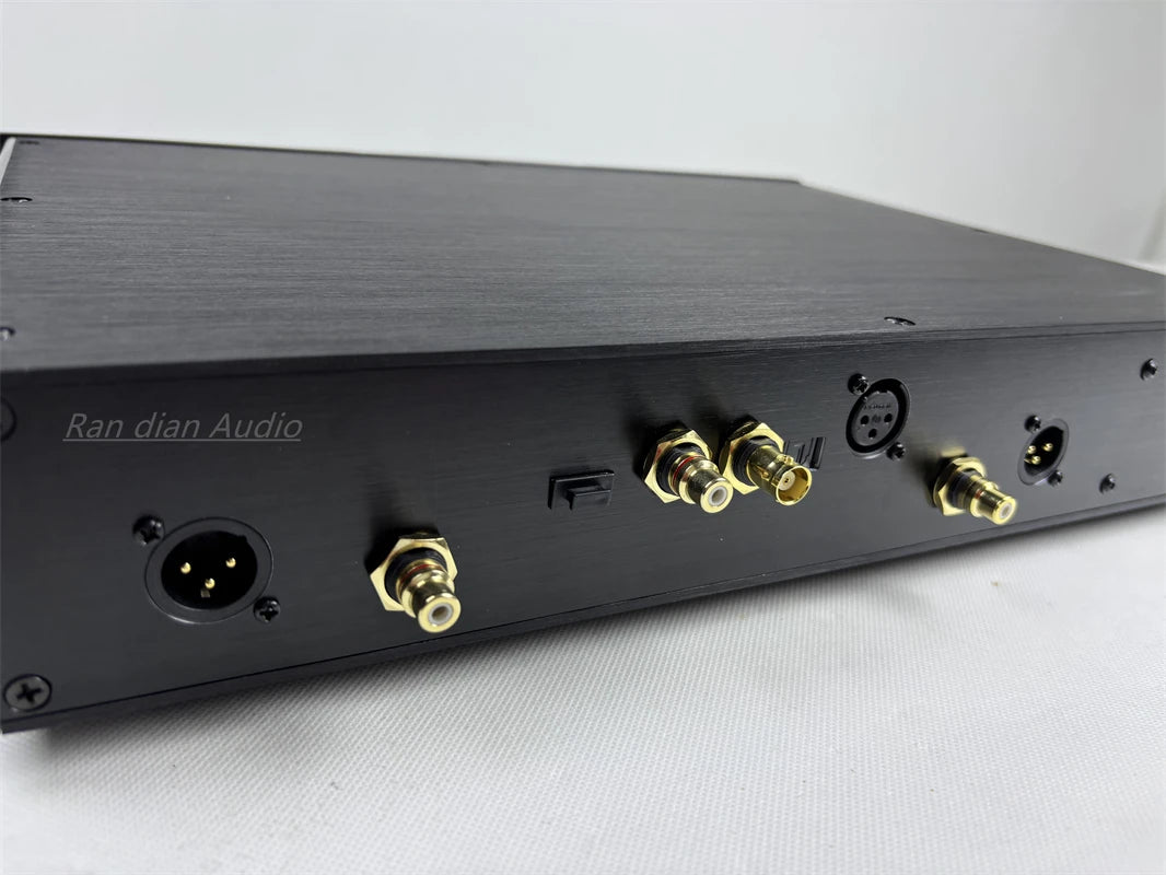 TDA1541 Parallel True Balance Audio Decoder, Fiber Optic AES/EUB.RCA.BNC. External I2S input RCA*2.XLR*2.44.1KHZ-192KHZ/24bit