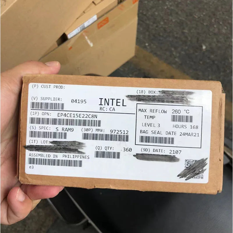 100% original brand new  EP4CE6E22C8N EP4CE10E22C8N EP4CE15E22C8N EP4CE22E22C8N TQFP144 CPLD/FPGA IC Chip