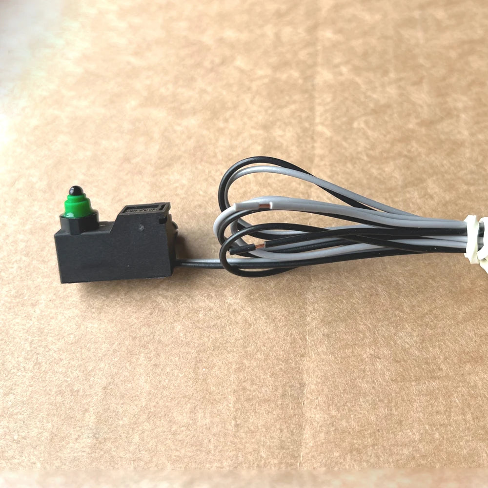 G305 Series Waterproof Normal Closed Micro Switch with 2 Wire NC for Auto G305-130F00B34D-FL550