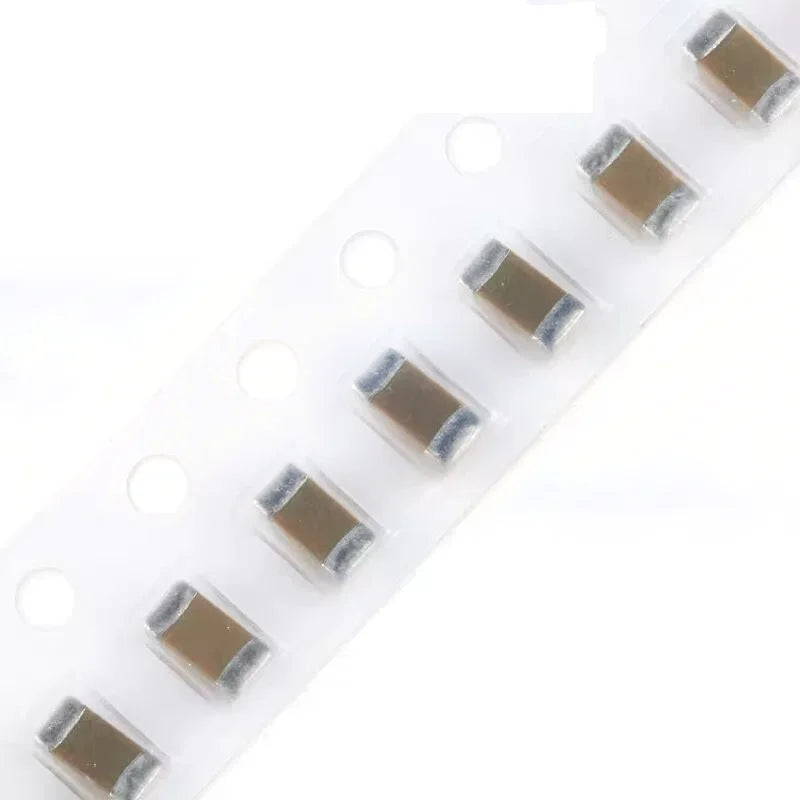 50PCS Chip capacitor 3216 1206 56PF 62PF 68PF 75PF 82PF 560J 620J 750J 50V 100V 250V 500V 1000V2000V 1KV 2KV NPO COG 5% accuracy