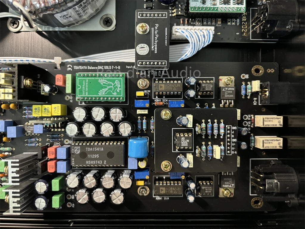 TDA1541 Balanced Version DAC Decoders,SAA7220PC+CS8412,Support External Clocks,11.2896MHz&12.288MHz,AES+USB+Coaxial,Fiber optic