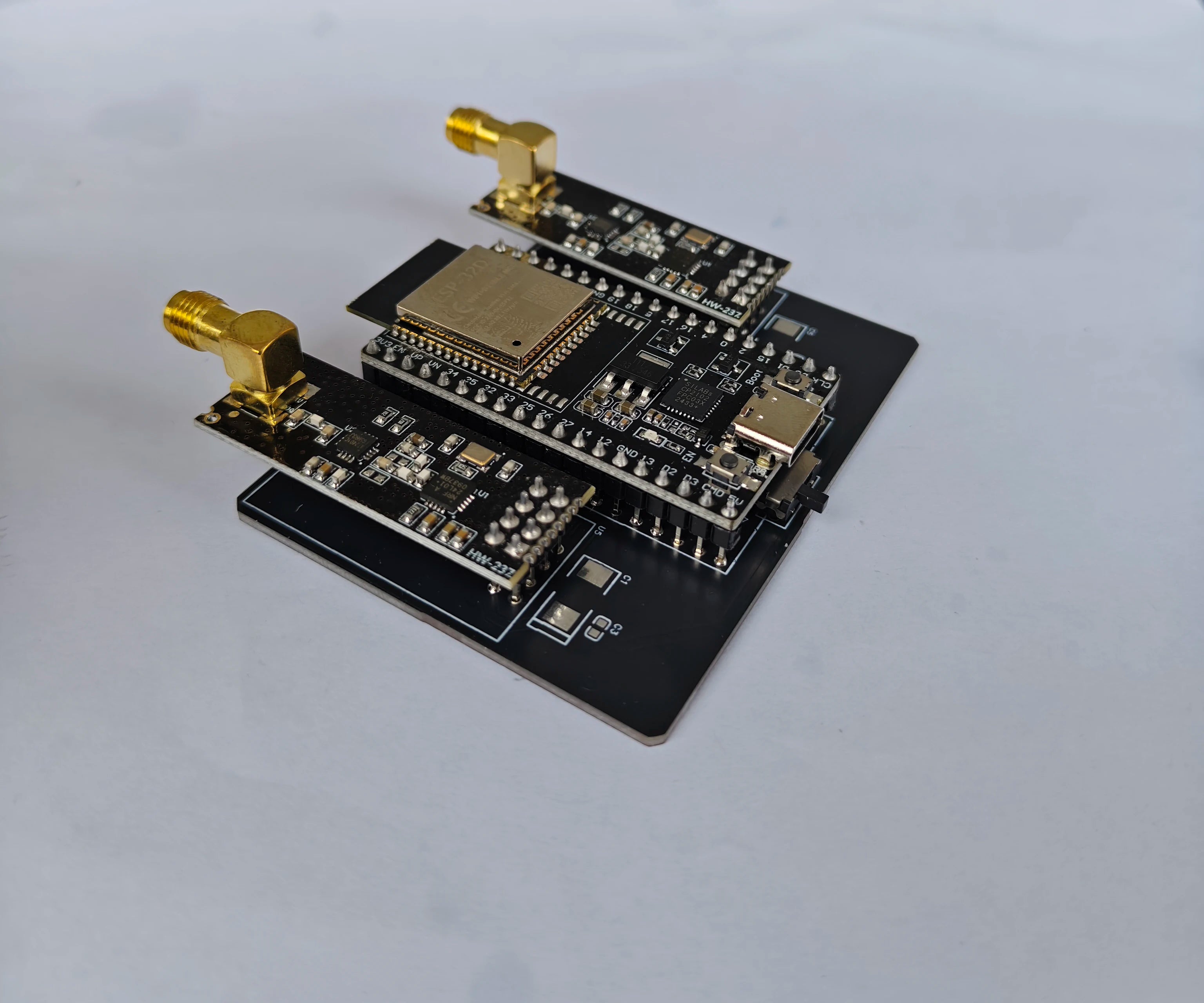 New ESP32 Development DevKitC + NRF24L01 PA LNA 2.4GHz Module Supports Bluetooth And Equipped With High-Gain Antennas for IoT