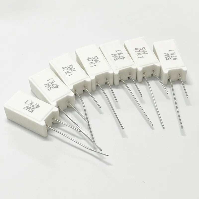 5PCS Vertical cement resistance SQM 5W 0.05 ~ 100K ohm 5% 0.1R 0.15R 0.22R 0.25R 0.39R 0.47R 1R 10RJ 100R 150R Ceramic resistor