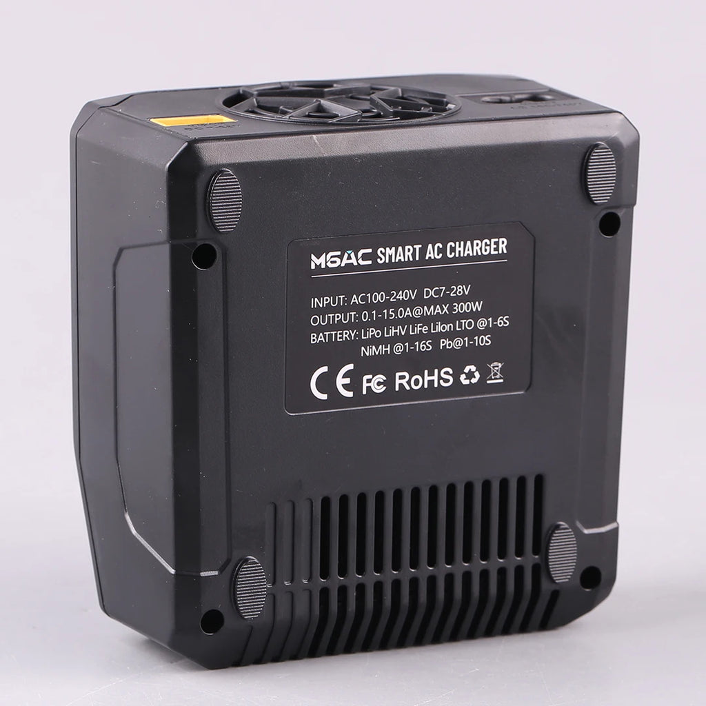 ToolkitRC M6AC 15A 300W Multifunctional LiPo Battery Charger Smart 1-6S Balance for RC Models - High Power RC Accessory