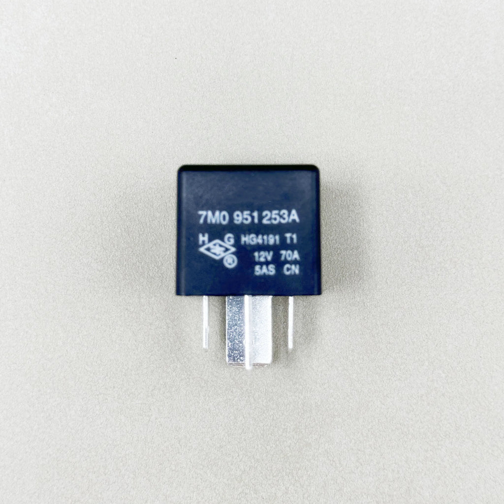 Fuel Pump Relay NO.100 7M0951253A for VW Polo Golf EU EUROVAN Audi AQ3C AUDI Q3 CN R8 AUDI R8 443951253N 2E0937099A
