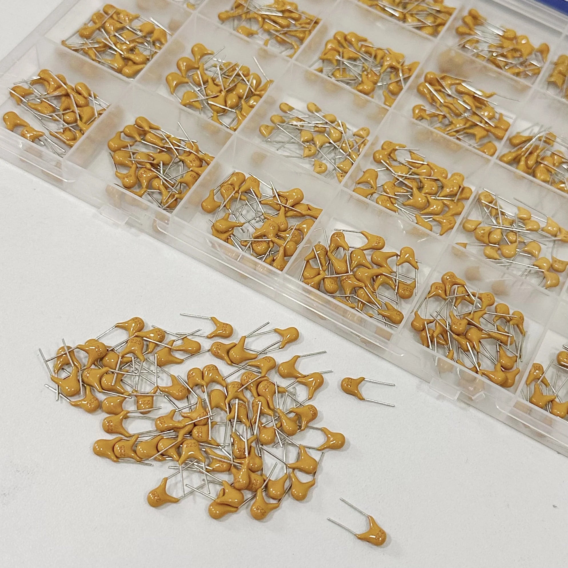 300pcs/480pcs Ceramic Capacitor Assortment Kit For Guitar Capacitor 10Values/24Values 10PF-10uf