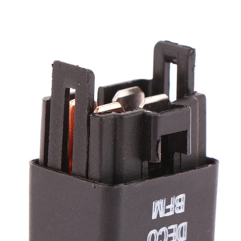 1Pcs 95220-M2000 12V 40A Universal NEW CAR RELAY Universal Flasher 12V 4PIN 40A
