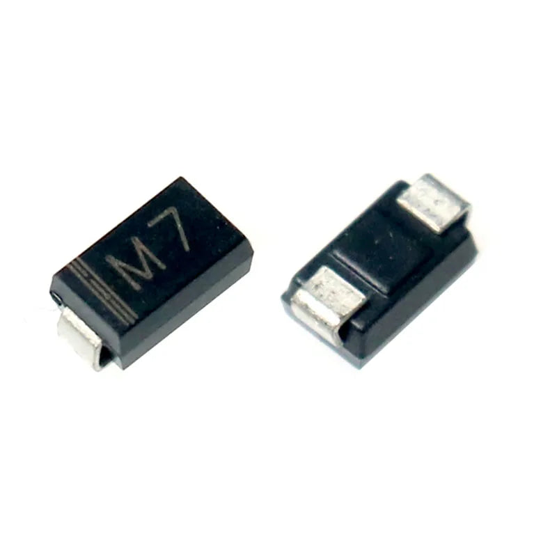 100PCS 1N4007 SMA IN4007 M7 SMD New Rectifier Diode