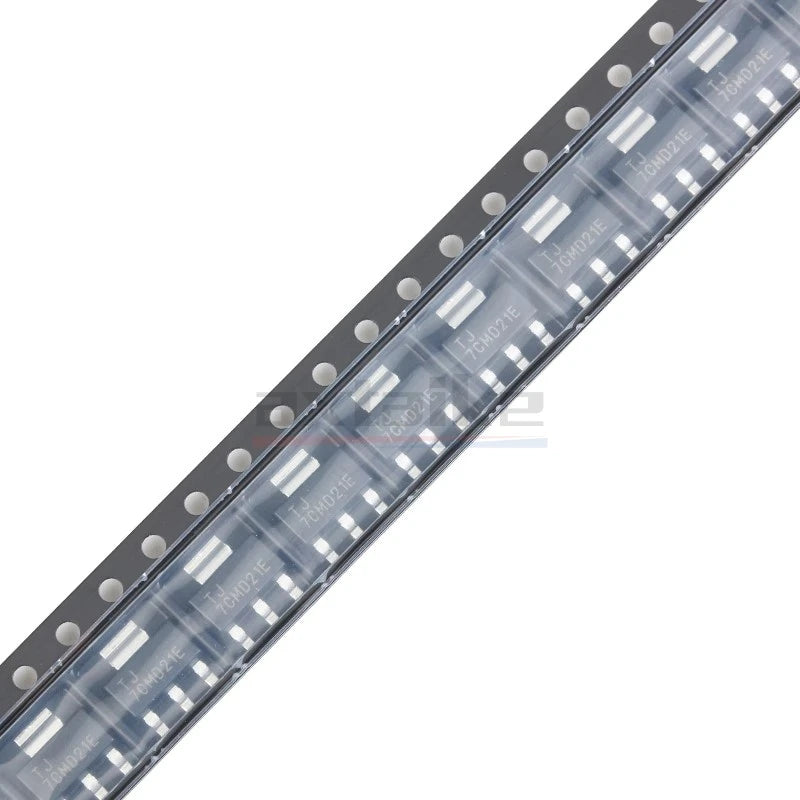 10PCS TLV1117LV33DCYR SOT-223 Marking: TJ SMD TLV1117LV33 3.3V 3V3 1A TLV1117LV Positive Fixed Voltage Low Dropout Regulator IC