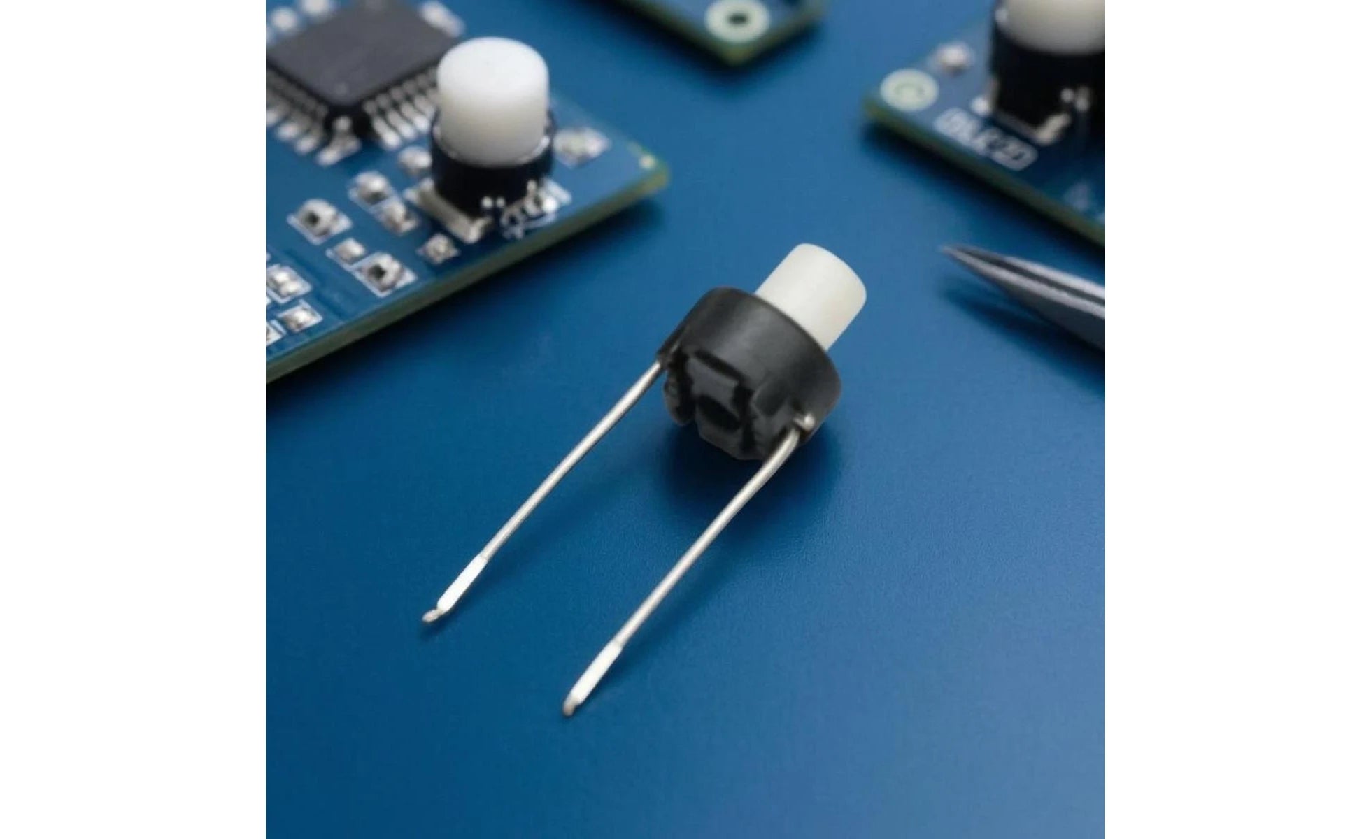 6 X 6 X 5 Mm Switch PCB Mount Through-Hole Tactile Switch Electronic Part Compact Breadboard Use for Musical Instruments