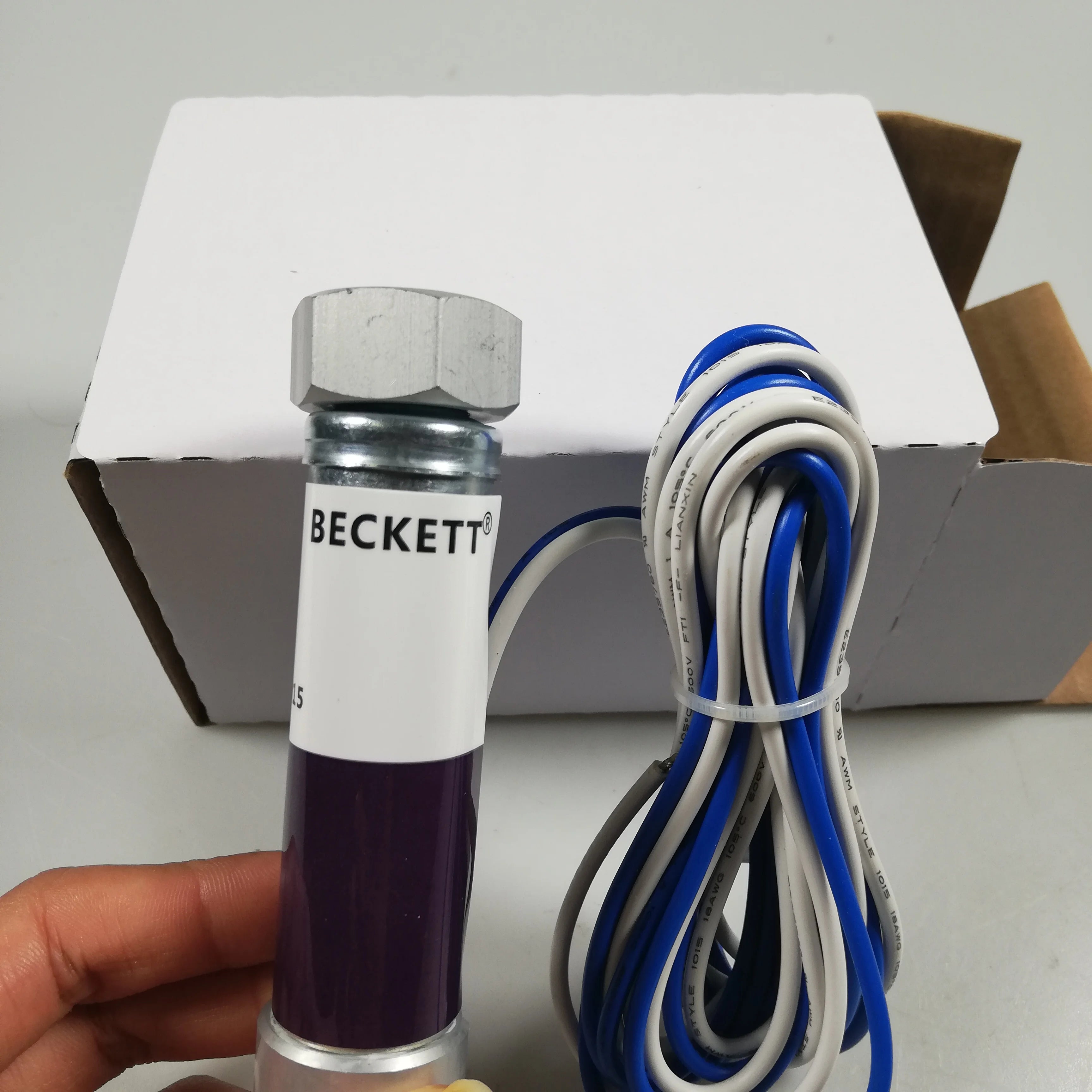New Original C7027A 1049 Flame Detector UV Flame Probe Sensor for Industrial Gas Oil Burner Flame Monitoring, 24h Fast Shipping