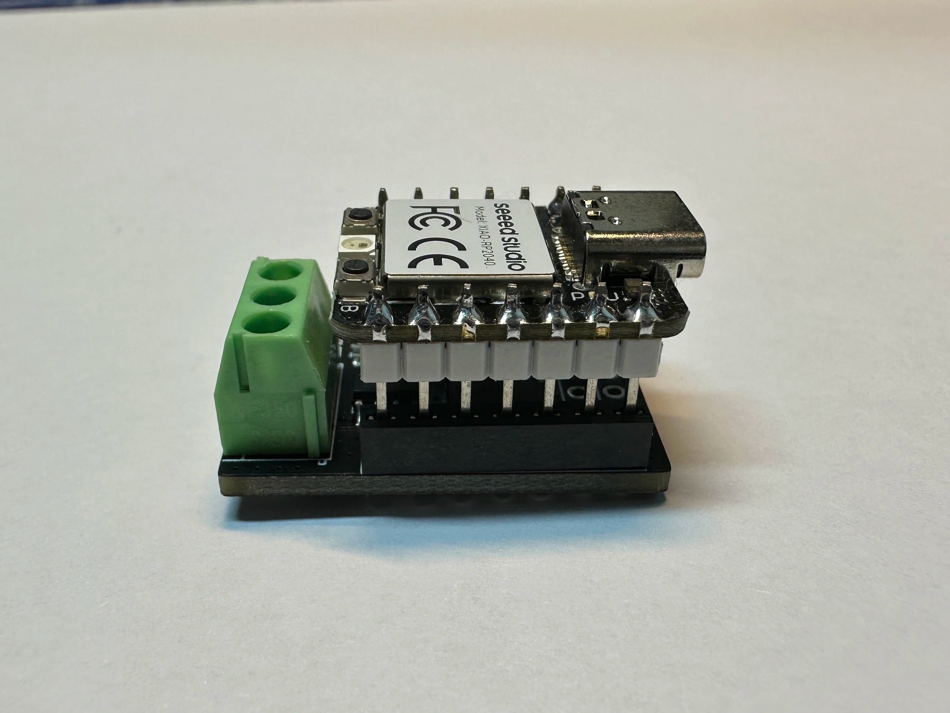 Seeed XIAO RP2040 CAN Bus Breakout Board for XIAO and QT Py, CAN-BUS Shield MCP2515 controller, SN65HVD230 transceiver chip