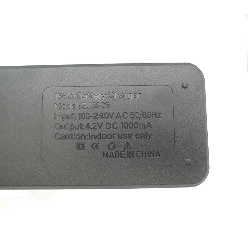 18650 Battery Charger EU Plug 2 Slots Smart Fast Charger 18650 Lithium Rechargeable Battery Charging Device DC4.2V 1A