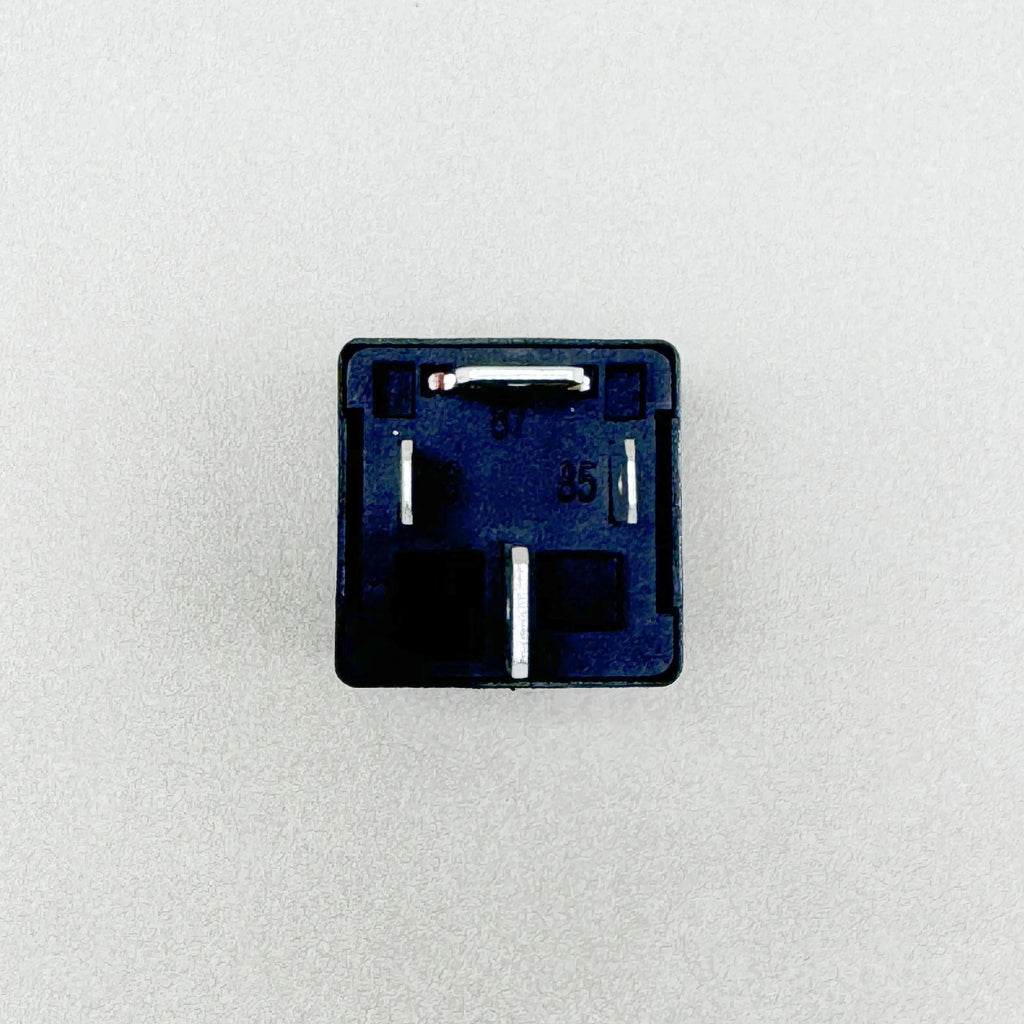Fuel Pump Relay NO.100 7M0951253A for VW Polo Golf EU EUROVAN Audi AQ3C AUDI Q3 CN R8 AUDI R8 443951253N 2E0937099A
