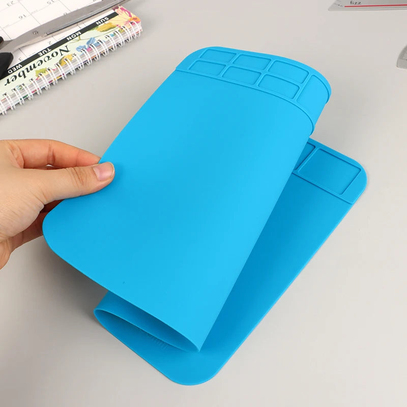 1PC Silicone ESD Heat Insulation Soldering Mat High Temp Resistant Computer Phone Repair Pad for Electronic Repair