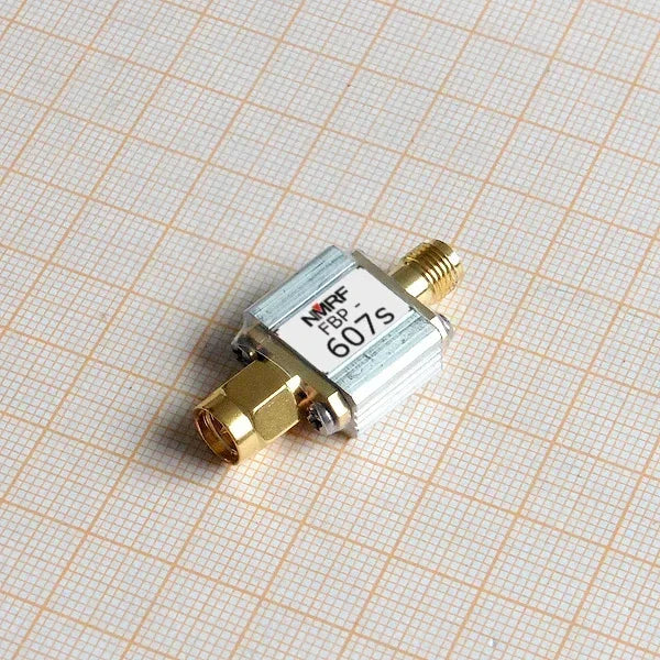 607MHz SAW Bandpass Filter, 18MHz Bandwidth, SMA Interface
