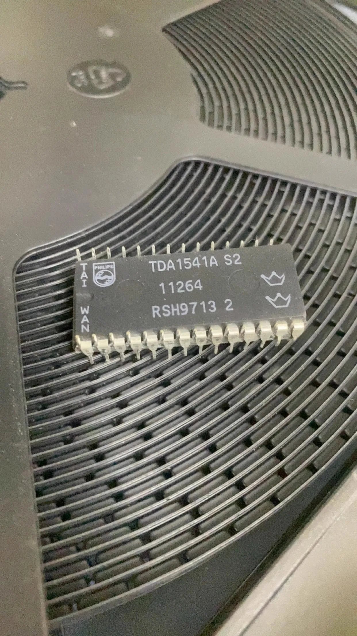 1PCS TDA1541A-S2 TDA1541A S2 TDA1541AS2 TDA1541A TDA1541 Authentic chips DIP-28