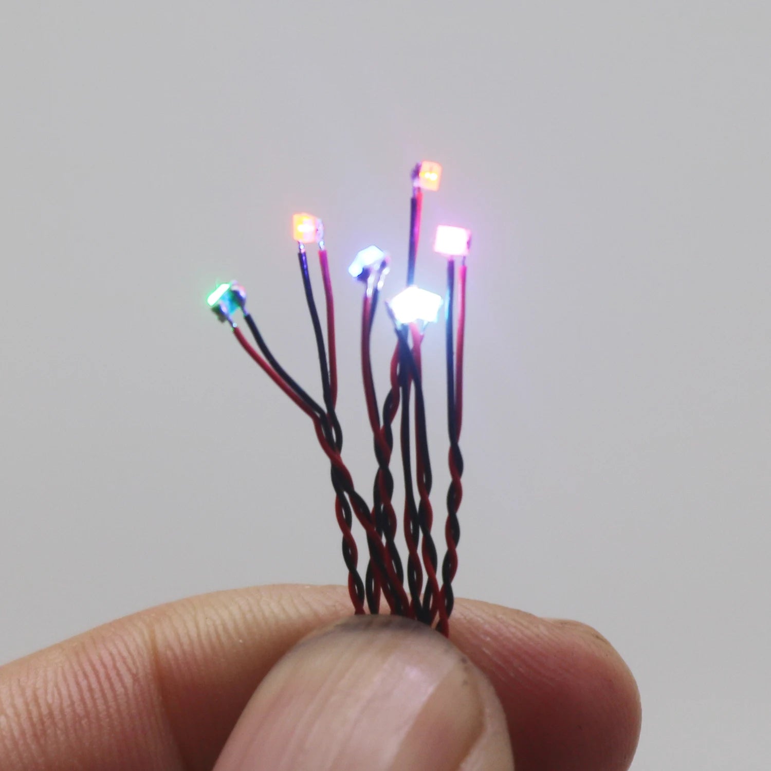 5pcs Wired 20cm 0805 SMD Led Lamp Plus 2Pin 3V Diy Model Scenes Planes Ships Car Toys Lighting Diorama Materials Gunda Robots