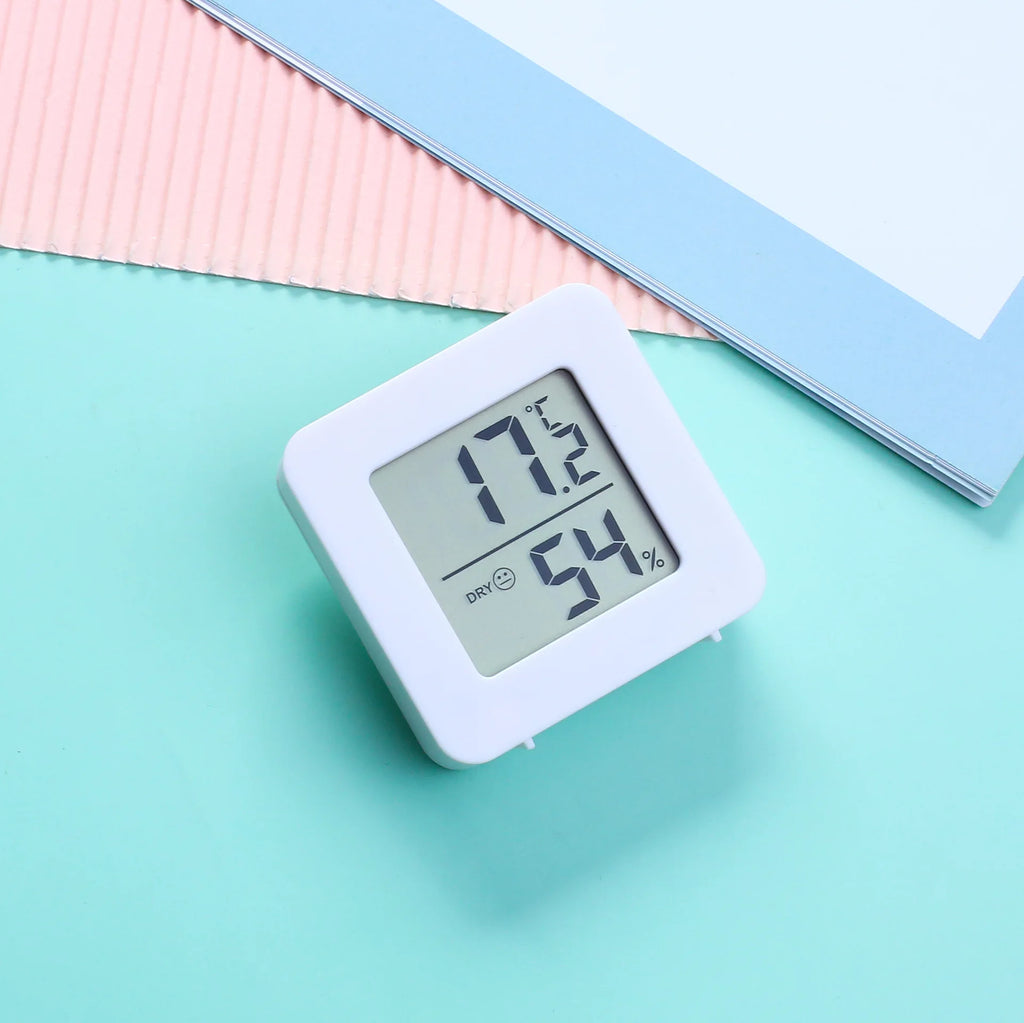 Temperature and Humidity Meter Mini Portable Humidity Digital Electronic Temperature Detection Meter for Bedroom