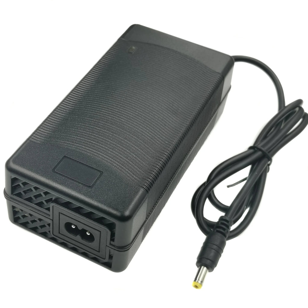 12.6V 10A 18650 Lithium Battery Charger for 3S 10.8V 11.1V 12V Li-ion Battery Fast Charging Charger High Quality