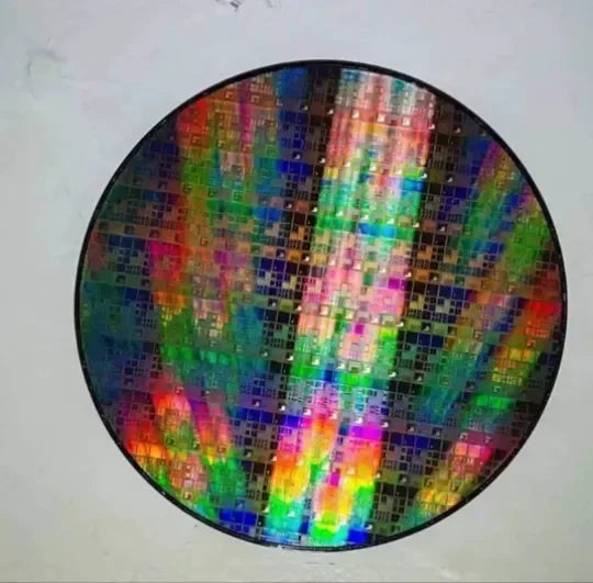 12 Inch CPU Wafer Silicon Science Technology Pendulum Piece Birthday Gift Photoetching Circuit Chip Semiconductor Silicon Wafer