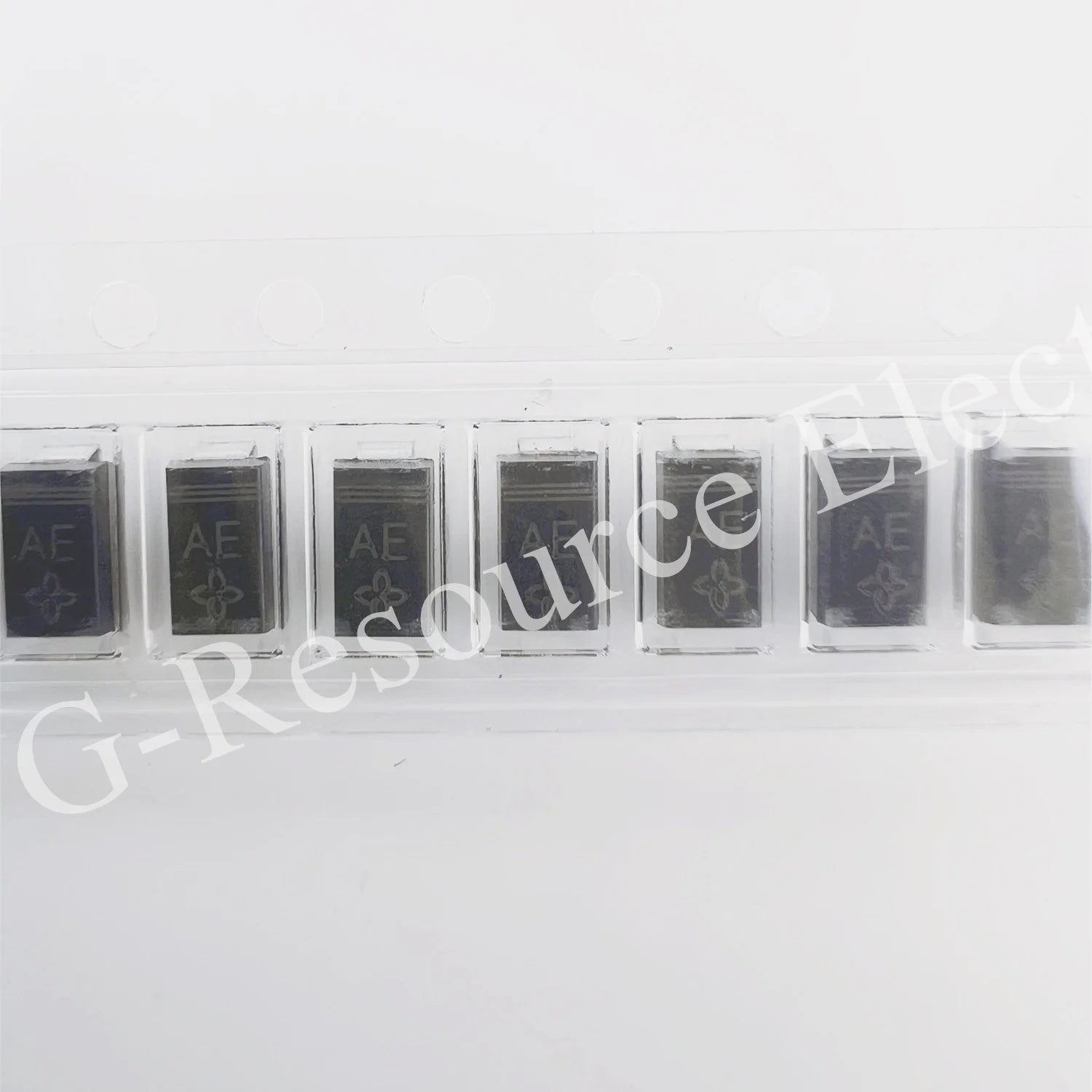 (100 pcs) SMAJ5.0A SMA (Marking AE) - TVS Diode Unidirectional 5V 600W 67.4A
