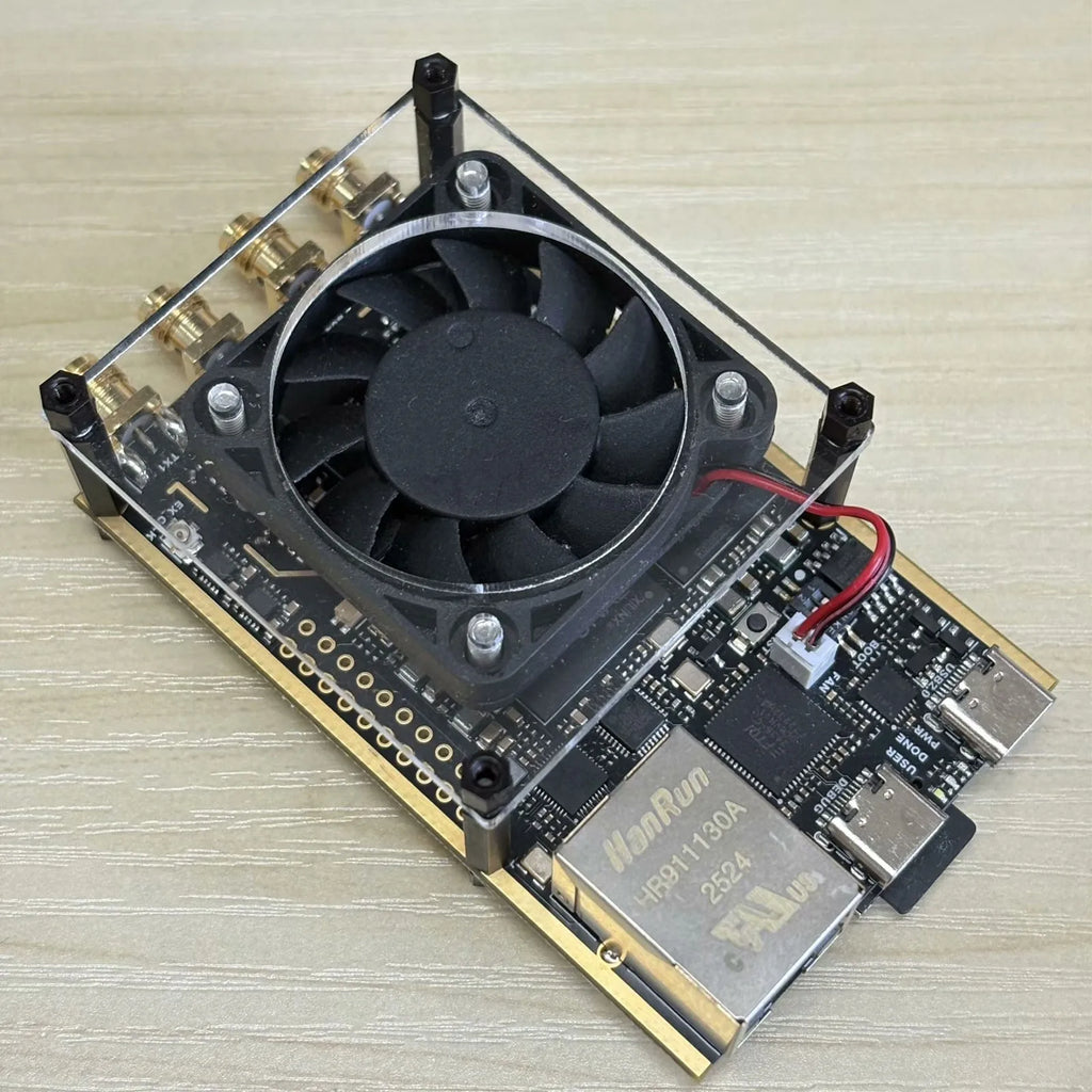 Wishcolor Professional Version 70MHz-6GHz 7020+AD9361 SDR Development Board with Power Amplifier for Pluto SDR