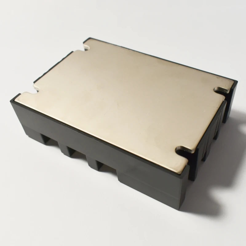 Three Phase Solid State Relay  DC Control AC 380V 3f SSR 40DA 10DA 25DA 80DA 100DA Module 3-32VDC Input 24-480VAC Load