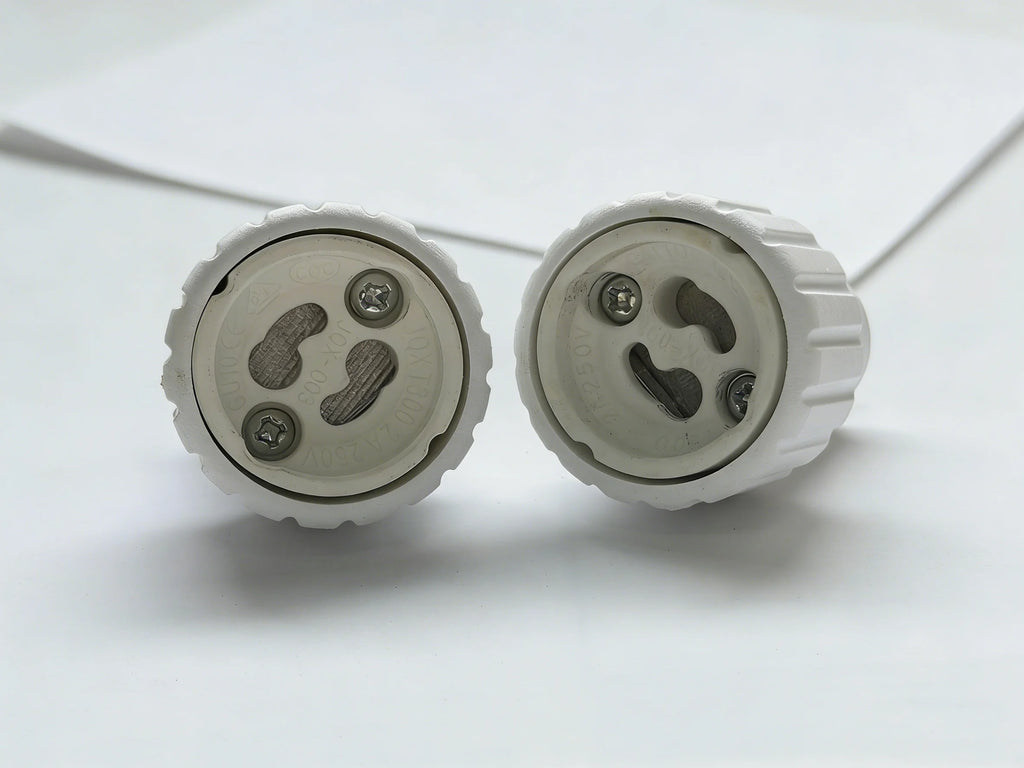2pc MR16 to GU10 Halogen CFL LED Lamp Holder  Base Light Socket Adapter, Physically Change Contact,NO AC-DC Transformer Required