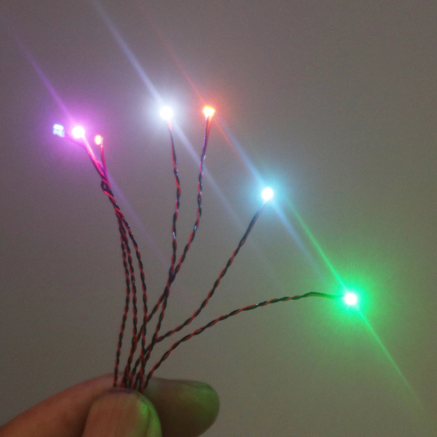 5pcs Wired 20cm 0805 SMD Led Lamp Plus 2Pin 3V Diy Model Scenes Planes Ships Car Toys Lighting Diorama Materials Gunda Robots